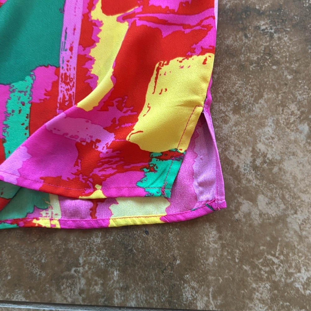 Colorful Blouse - Picture 2 of 3